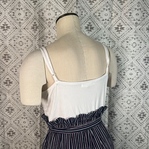 Bailey Blue - Picture 4 of 9